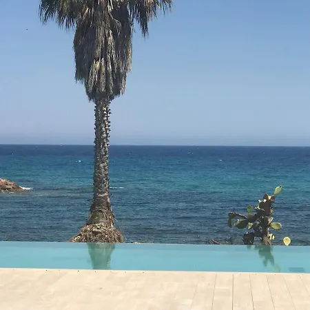 Standing- Face A La Mer! 3 Chambres-piscine Semi Olympique *