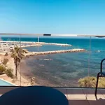Standing- Face A La Mer! 3 Chambres-piscine Semi Olympique Sari-Solenzara
