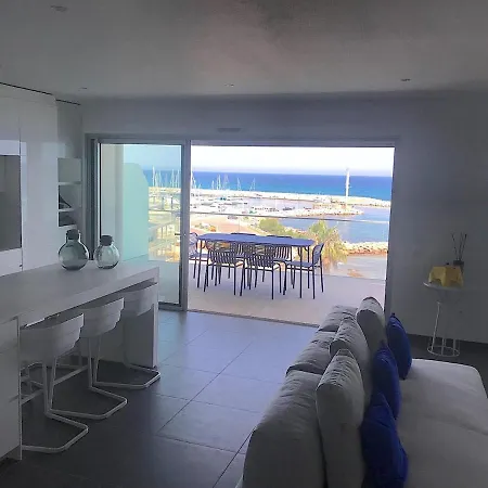 Standing- Face A La Mer! 3 Chambres-piscine Semi Olympique * Kamiesch