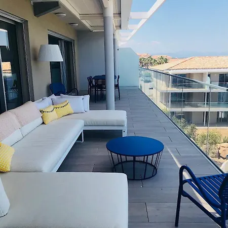 Apartamento Standing- Face A La Mer! 3 Chambres-piscine Semi Olympique *