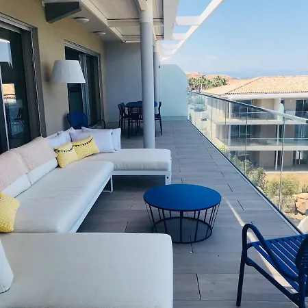 Apartamento Standing- Face A La Mer! 3 Chambres-piscine Semi Olympique Kamiesch