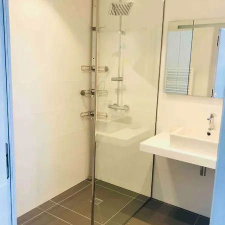 Standing- Face A La Mer! 3 Chambres-piscine Semi Olympique * Kamiesch