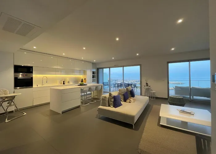 Apartmán Standing- Face A La Mer! 3 Chambres-piscine Semi Olympique Sari-Solenzara